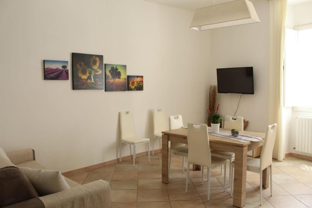 Ohana: Casa Nel Centro Di Lecce Exteriör bild