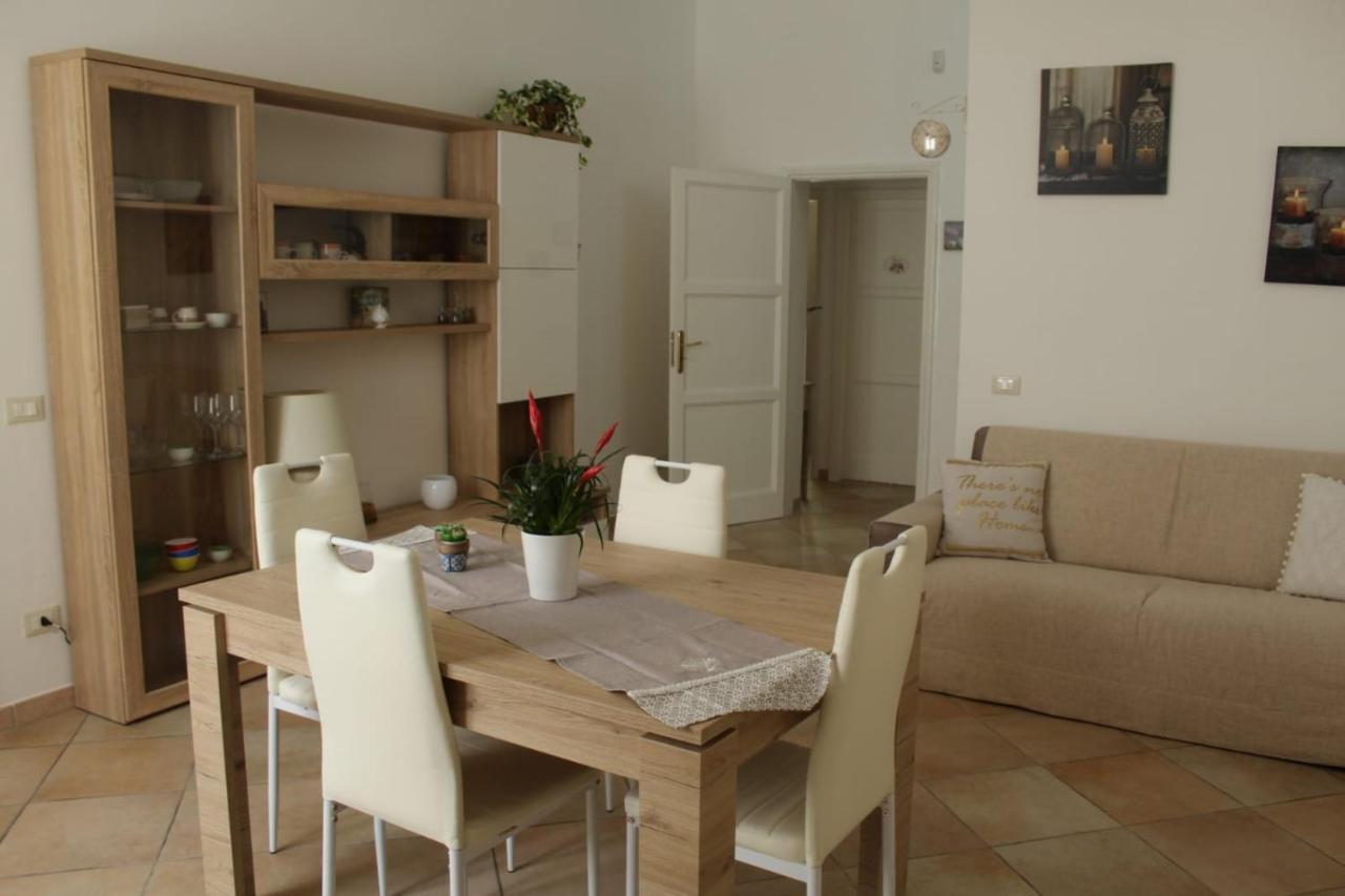 Ohana: Casa Nel Centro Di Lecce Exteriör bild