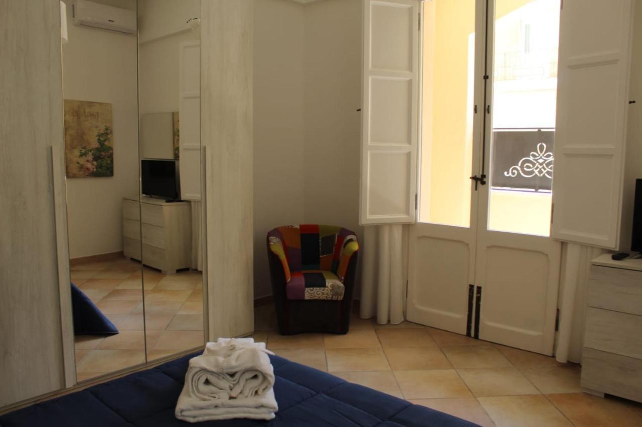 Ohana: Casa Nel Centro Di Lecce Exteriör bild