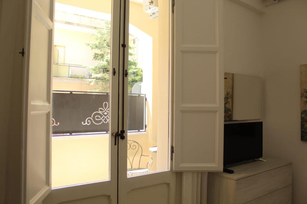 Ohana: Casa Nel Centro Di Lecce Exteriör bild