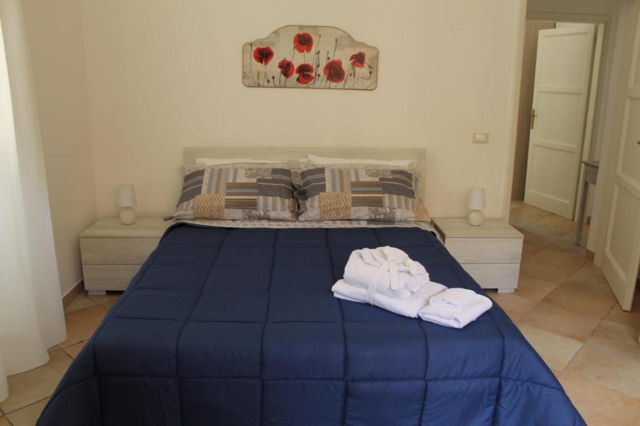 Ohana: Casa Nel Centro Di Lecce Exteriör bild